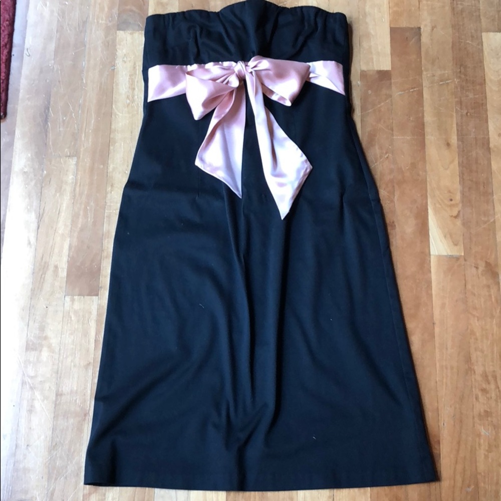 Arden B size M black strapless fitted dress